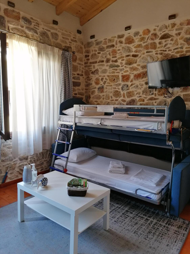 Others 5, Castro Rooms Chios, North Aegean