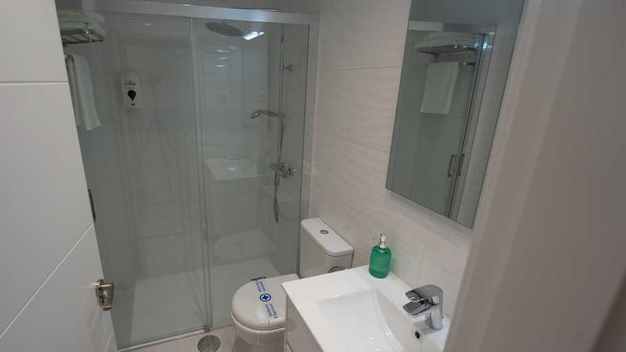 Bathroom 5, Hotel El Parador, Asturias