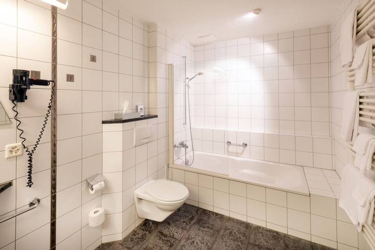 Bathroom 8