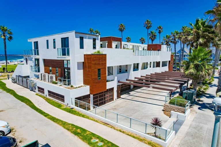 Exterior & Views 2, Ocean Park 10, San Diego
