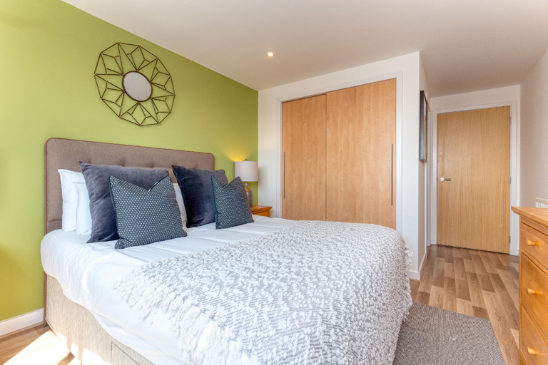 Others 4, Executive 7 Apartments, Glasgow