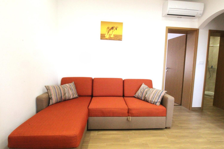 Others 4, Apartments Tre pini, Umag