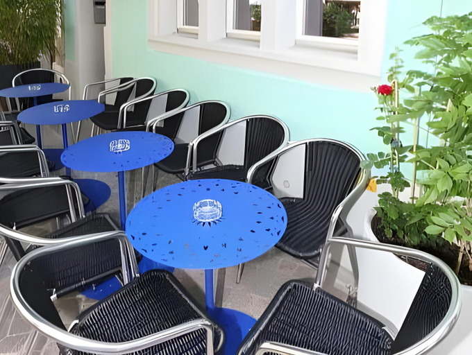 Others 4, EMMA Bett und Bistro, Winterthur
