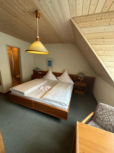 Bedroom 15