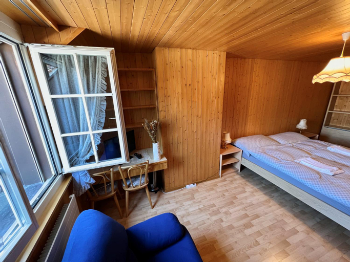 Bedroom 6