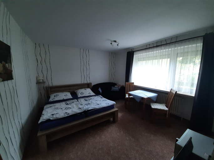 Bedroom 2, Goode Wind, Aurich