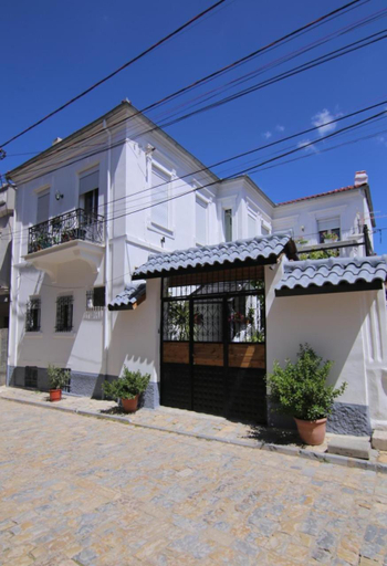 Others 5, Vila Emre, Korçës