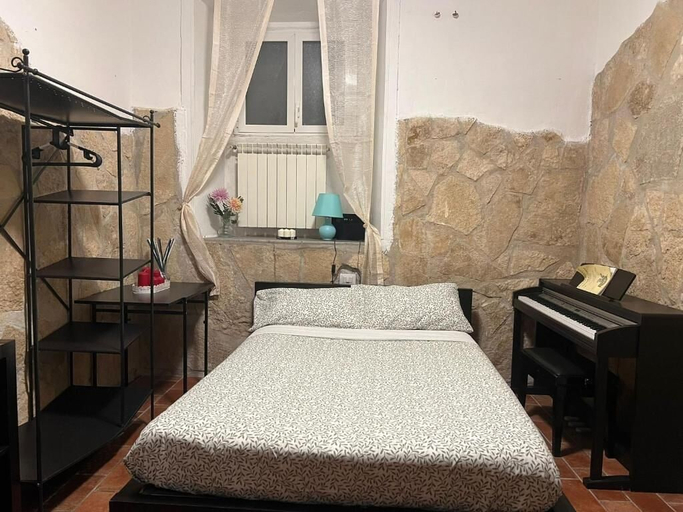 Bedroom 4, Poma, Rome