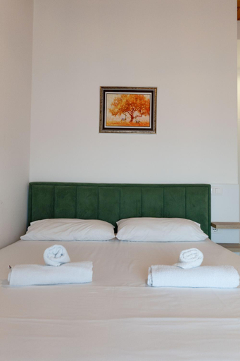 Others 5, Apartments Villa Luxor, Sarandës