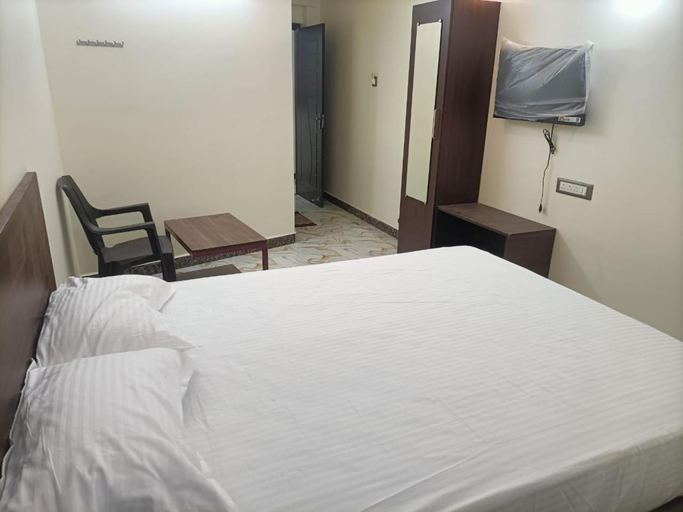 Bedroom 2, Hotel Krishna, Thanjavur