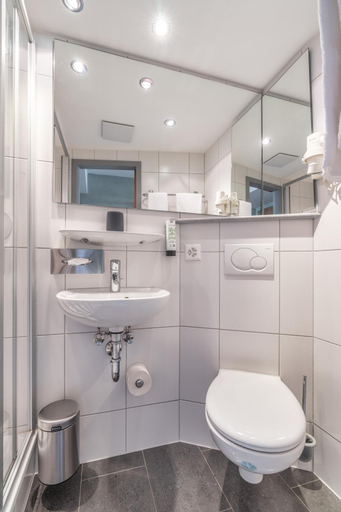 Bathroom 2