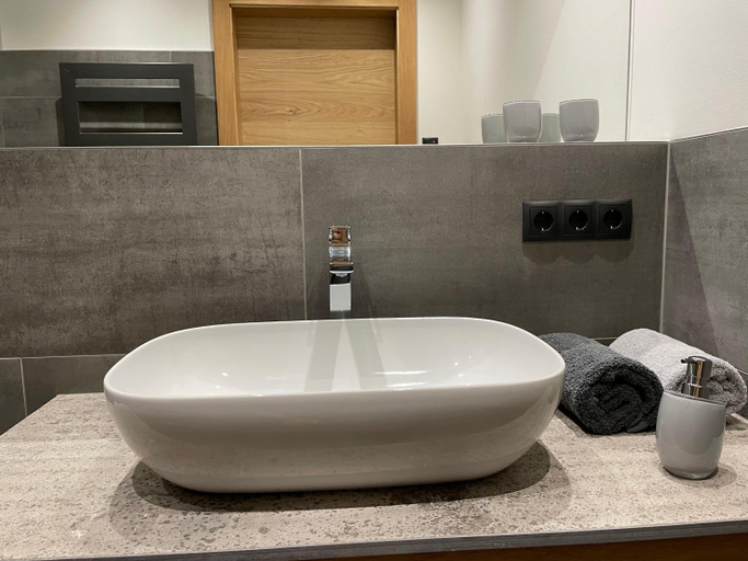 Bathroom 2, HAUSZEIT APPARTEMENTS, Liezen