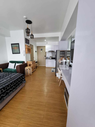 Others, Suite 1528, Taguig
