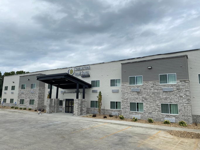 Exterior & Views 5, Cobblestone Inn & Suites - Forest City, Winnebago