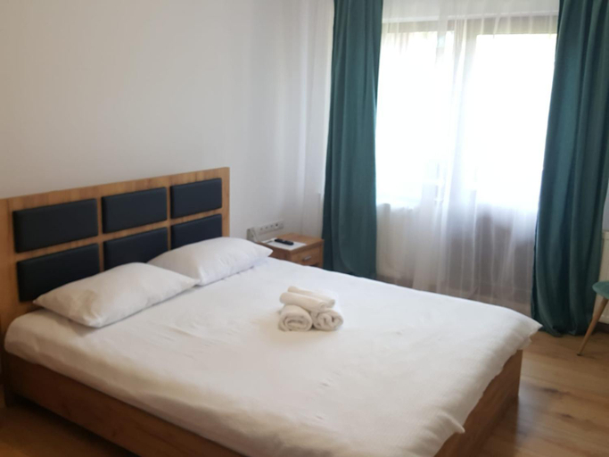 Others 5, Casa Sura Sasilor, Sibiu