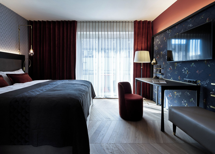 Bedroom 28