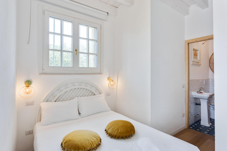 Others 5, Maison d'Orange - La Pinede, Var
