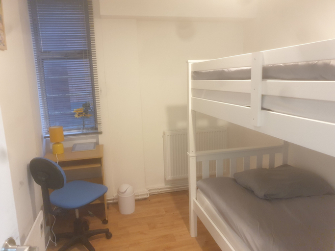 Bedroom 3, Sterling Suites Ealing, London