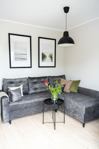 Others 2, Apartamenty Na Wydmie Polwysep Dziwnow, Kamień