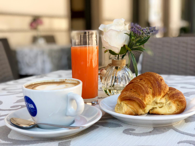 Food & Drinks 4, Hotel Sollievo - San Gennaro, Foggia