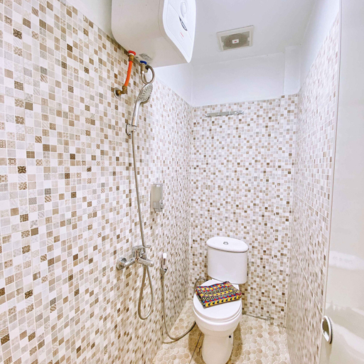 R6 Timika Hotel - Tap to explore photos