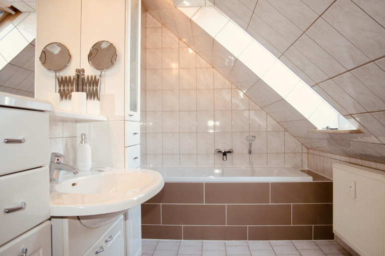 5, CASA REHSE Apartment Christa, Erfurt