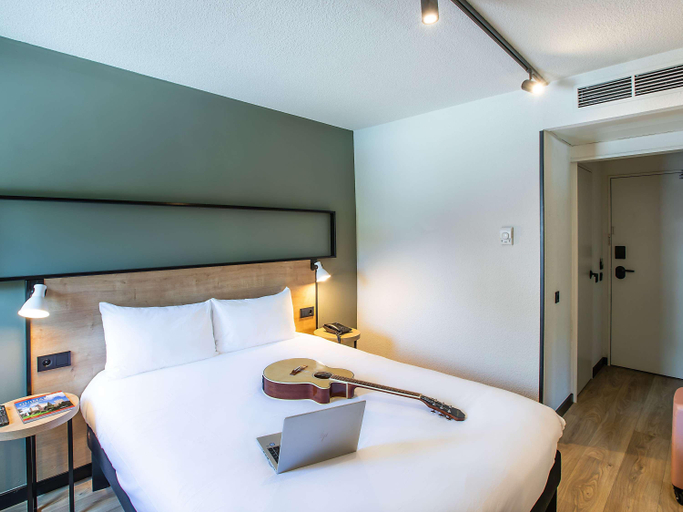 Bedroom 9