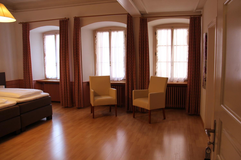 Bedroom 2, Zum Schwarzen Löwen, Uri
