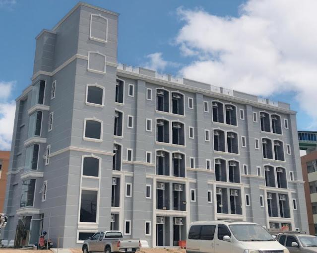 Exterior 6