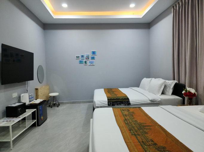 Bedroom 12