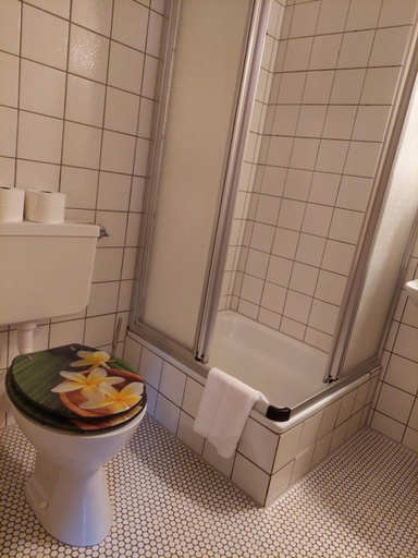 Bathroom 2, Gasthaus Zur Krone, Rastatt