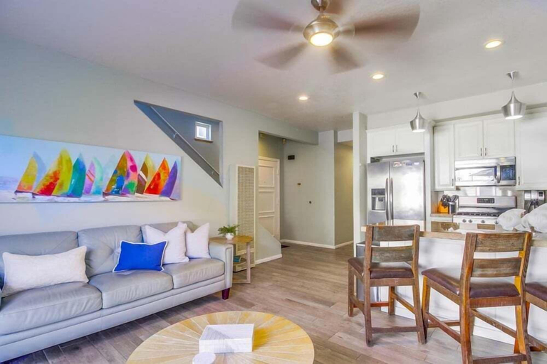 Others 5, Coastal Haven, San Diego
