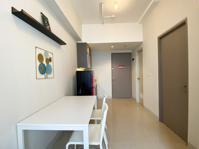 Others 2, Nice and Elegant 1BR at Vasanta Innopark Apartment By Travelio, Cikarang