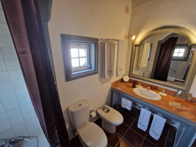 Bathroom 8