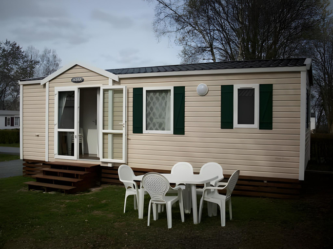 Others 2, Camping le Clos de Balleroy, Calvados