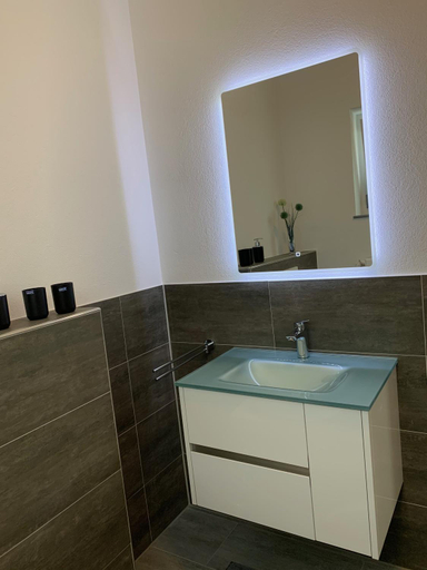 Bathroom 1, H&E Apartments Barntrup, Lippe
