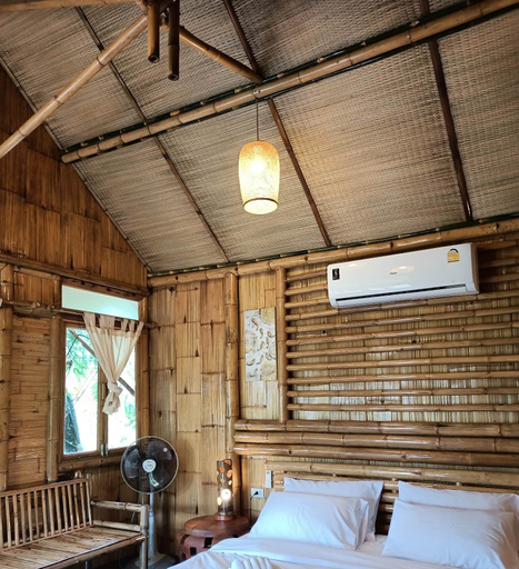 Bedroom 12