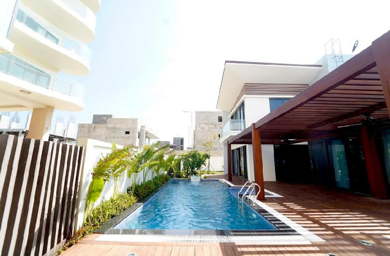 Swimming Pool 9