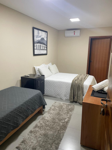 Bedroom 1, Hotel Santa Maria, Pirenópolis