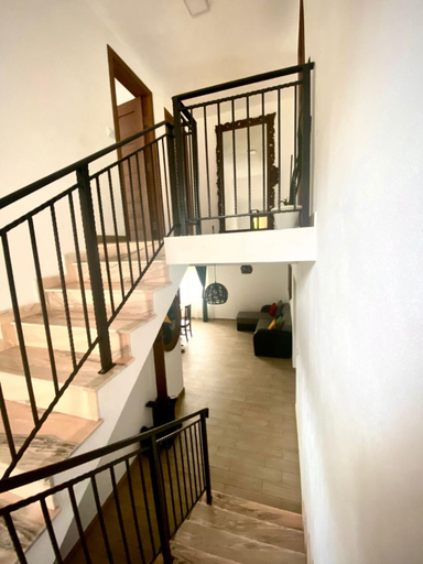 Public Area, Casa Alex, Corbeni