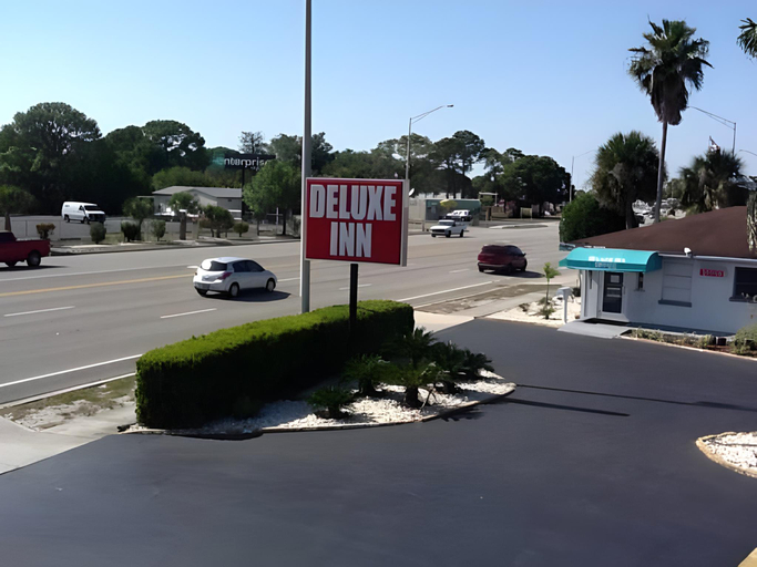 Others 4, Deluxe Inn - Sarasota, Manatee
