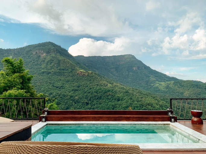Swimming Pool 10