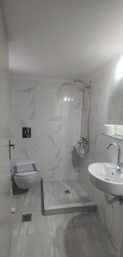 Others 4, VASO'S APARTMENTS, Peloponnese