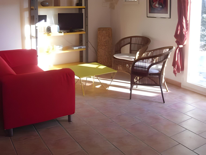 Others 4, A l'Est d'Uzes, Gard