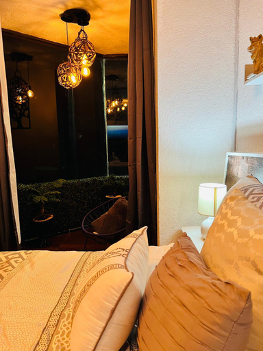 Others 4, Hotel Diamantes, Nogales