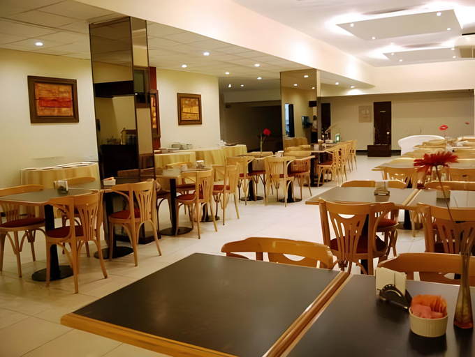 Food & Drinks 5, Corrientes Plaza Hotel, Capital