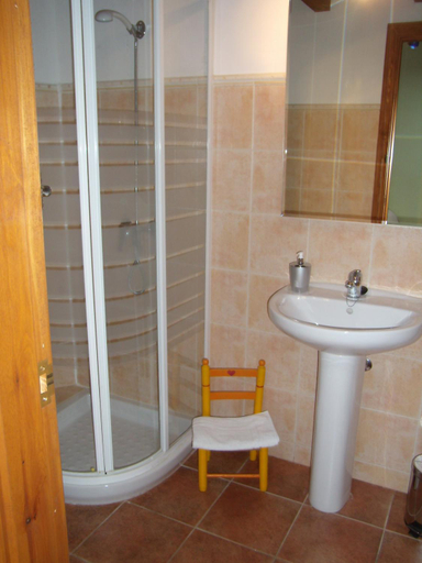 Bathroom 5, Casa Rural Basajarau, Huesca