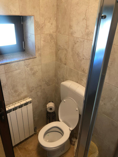 Others 5, La Popasul Cerbului, Carasova
