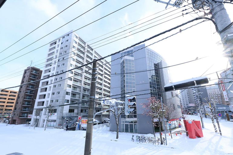 MJ Stays, Sapporo