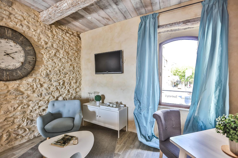 Others 5, Apartments - Experience of PROVENCE, Vaucluse
